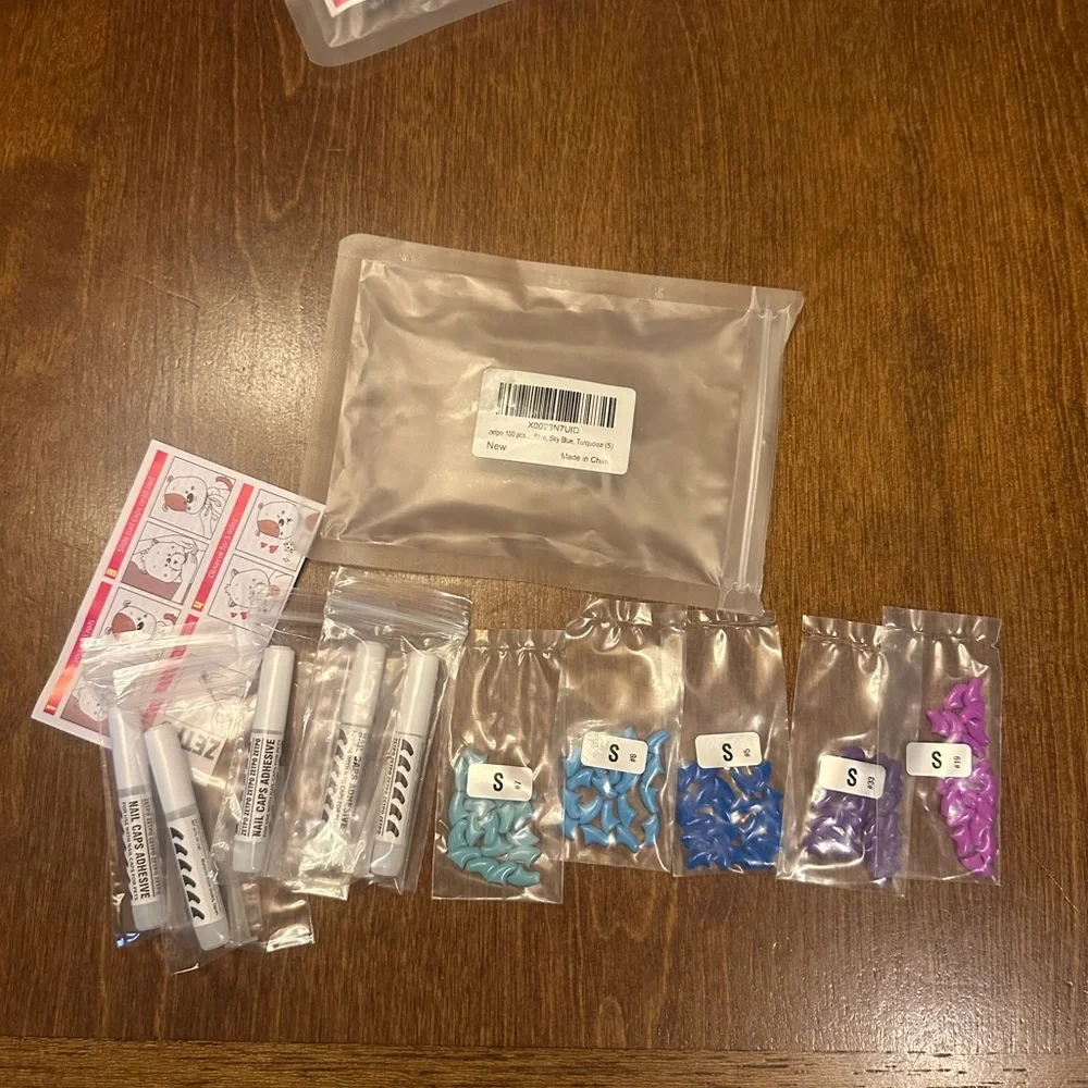 ZETPO Nail Caps for Cats and Dogs